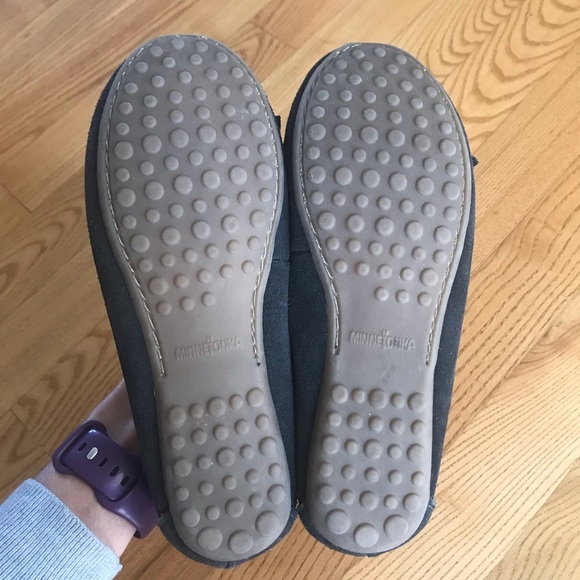 Minnetonka Kilty moccasins suede leather shoes charcoal gray womens size 6.5 - Picture 5 of 13